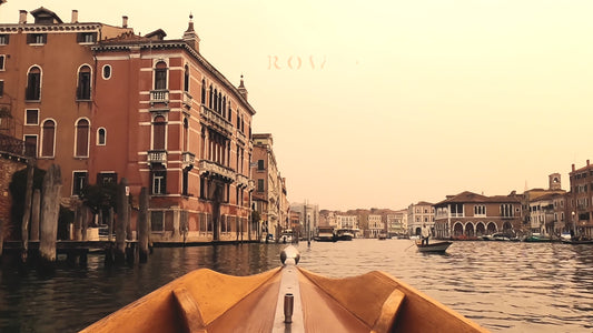 Virtual Rowing - Gondola Experience - Venice Italy