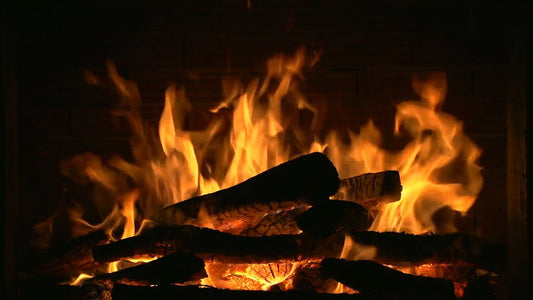 FIREPLACE - Fireplace filmed in 4K with Crackling Log Sounds
